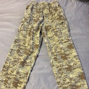 Forever 21 Camouflage Cargo Pants